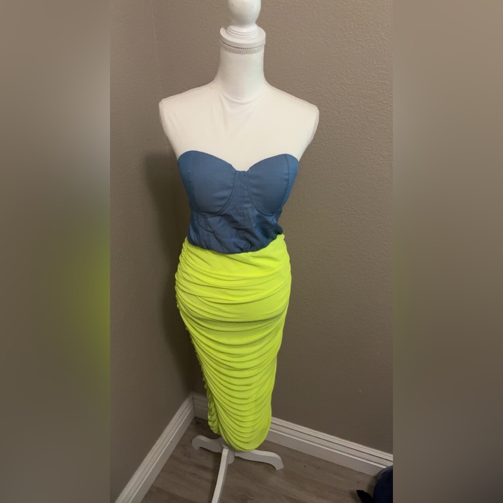 Strapless Blue and Yellow Dress